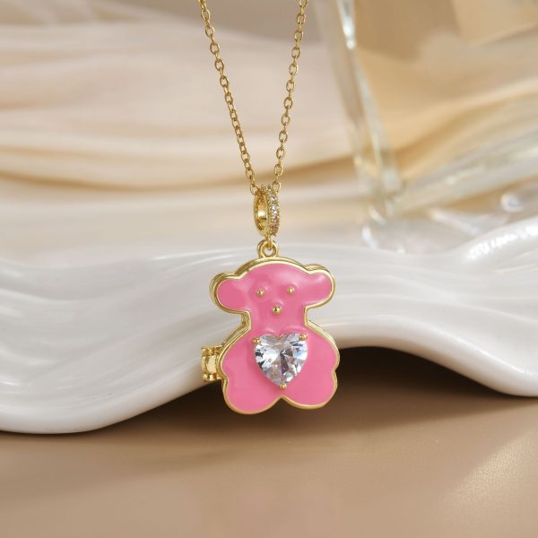Diamond tous bear necklace