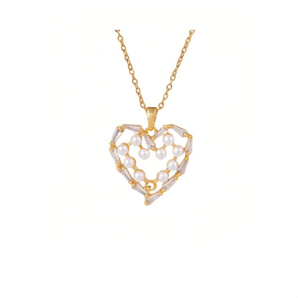 heart necklace with zirconia