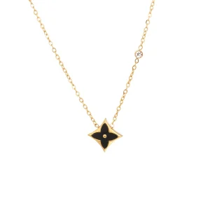 Four-leaf clover diamond necklace for women with round shell pendant and titanium steel clavicle chain