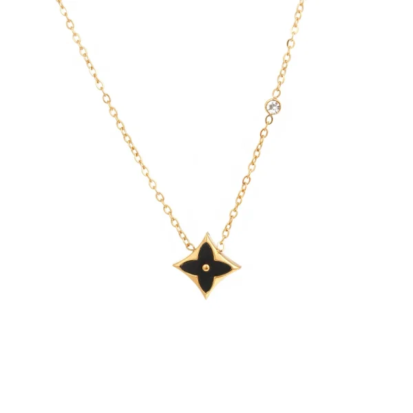 Four-leaf clover diamond necklace for women with round shell pendant and titanium steel clavicle chain