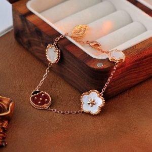 Seven-spotted ladybug five-leaf clover bracelet women's stainless steel jewelry