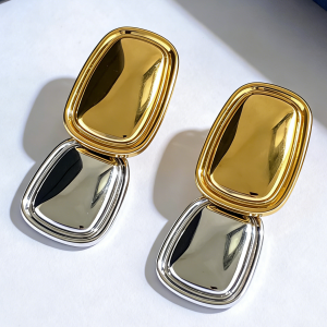 square-shapedpendant stud earrings